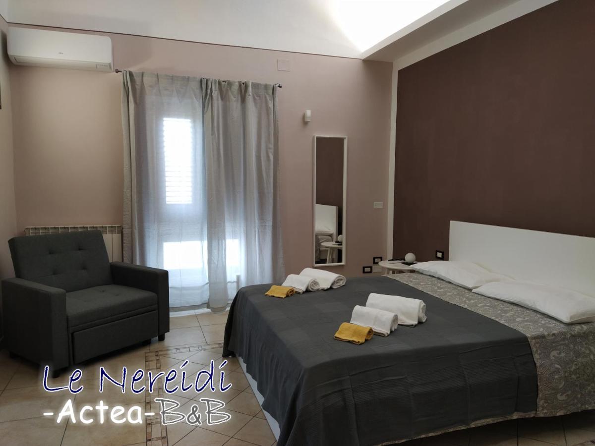 Le Nereidi B&B Acireale Centro Exterior foto